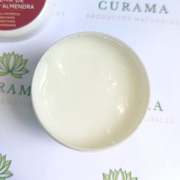 crema de aceite de almendra Curama